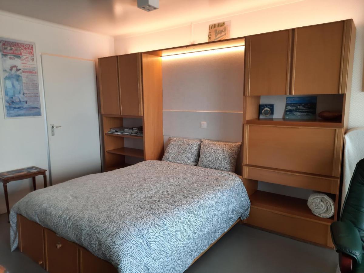 Studio On The Beach With Sea View Middelkerke Ngoại thất bức ảnh